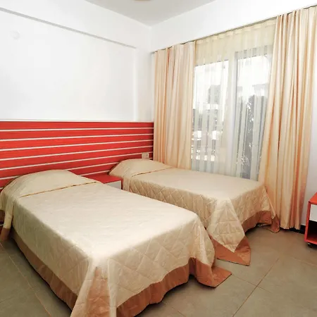 Aparthotel Odyssey 3*