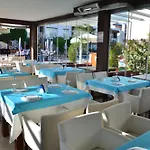 Ξενοδοχείο με διαμερίσματα Odyssey 3*