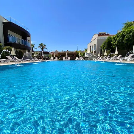 Odyssey Apartmanhotel Fethiye