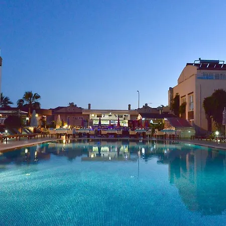 Odyssey Apartmanhotel Fethiye