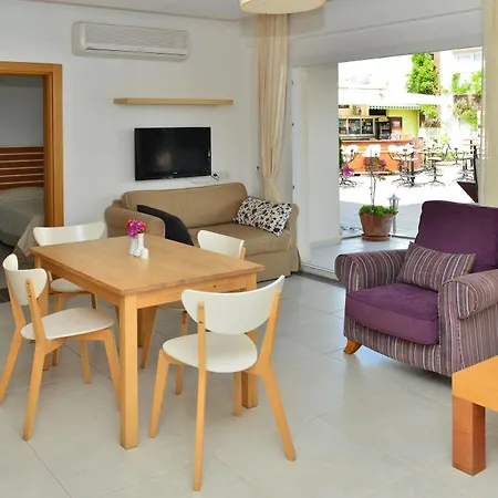 Odyssey Apartmanhotel Fethiye