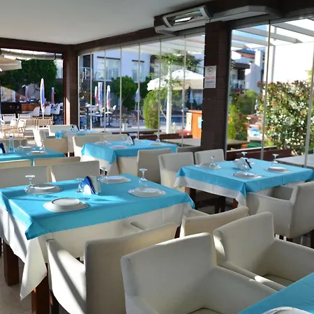 Aparthotel Odyssey 3*